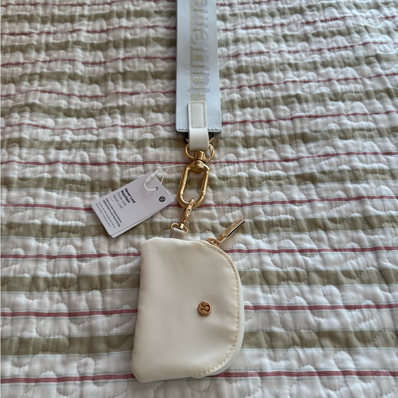 Neverlost Lululemon keychain and Cream Pouch with Gold Details…vapor and gold - Picture 4 of 4